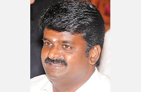 சீனாவிலிருந்து தமிழகம் வந்த 242 பேர் மீது கண்காணிப்பு: அமைச்சர் சி.விஜயபாஸ்கர் தகவல்