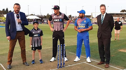 5-வது டி20 போட்டி: டாஸ் வென்றார் ரோஹித் சர்மா: ஆடுகளம் எப்படி?