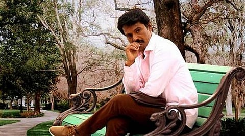 புறம் பேச நேரமில்லை; அடக்கிக்கொண்டால் நல்லது: சேரன் காட்டம்