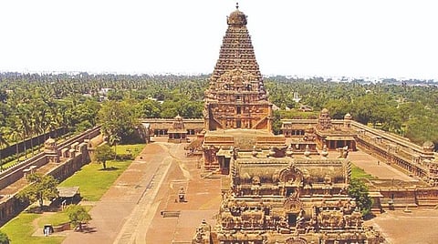 வரலாற்றுச் சின்னமான பெரிய கோயில்