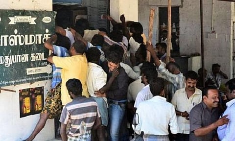 டாஸ்மாக் மதுபானங்களின் விலை திடீர் உயர்வு