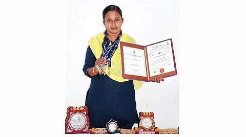 நன்னம்பிக்கை முனை: அன்று கால்நடை வளர்த்தார்; இன்று கால்நடை மருத்துவர்!