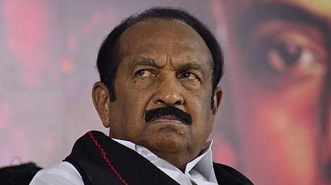 2-ம் வகுப்பு ரயில் பயணிகள் கட்டணத்தை குறைக்க வேண்டும்: மக்களவையில் வைகோ வலியுறுத்தல்