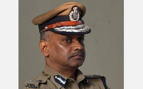 சென்னை காவல் நிலையங்களில் நிலுவையில் உள்ள அனைத்து குற்ற வழக்குகளையும் விரைந்து முடிக்க ஆணையர் உத்தரவு