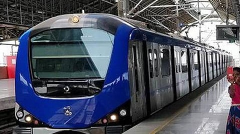 சென்னை மெட்ரோ ரயில் பயணிகளைக் கவரும் புதிய திட்டம் வருகிறது: திரைப்படங்கள், டிவி சீரியல்கள் பார்க்க, டவுன்லோடு செய்ய ‘ஆப்’விரைவில்