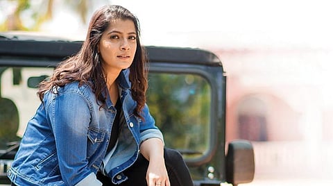 நயன்தாரா நழுவிவிட்டார்! - வரலட்சுமி நேர்காணல்