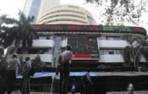 பங்குச்சந்தைகளில் கடும் வீழ்ச்சி; சென்செக்ஸ் 1150 புள்ளிகள் சரிவு
