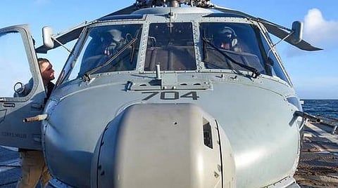 அதிபர் ட்ரம்புடன் மேற்கொள்ளப்பட்ட ஒப்பந்தம்: லாக்ஹீட் மார்ட்டின் நிறுவனம் 6 ராணுவ ஹெலிகாப்டர்களை 2021-ல் வழங்குகிறது