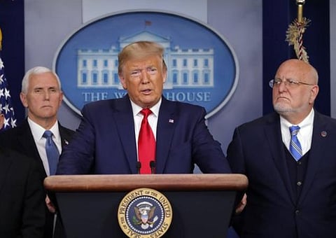 அமெரிக்க அதிபர் ட்ரம்ப் வெள்ளை மாளிகையில் பேட்டி அளித்த காட்சி : படம் உதவி ட்விட்டர்