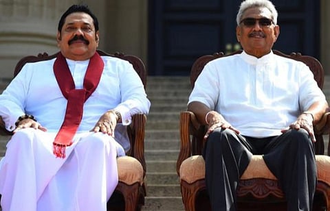 இலங்கை அதிபர் கோத்தபாய ராஜபக்சே, அவரின் மூத்த சகோதரர் பிரதமர் மகிந்தா ராஜபக்சே : கோப்புப்படம்