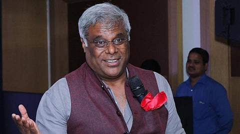 நெகிழ வைத்த அப்பா - மகள்: நடிகர் ஆஷிஷ் வித்யார்த்தி பகிர்வு