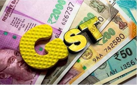 வாடிக்கையாளர்களின் ரசீது அடிப்படையில் ஜிஎஸ்டி லாட்டரி ஏப்ரல் 1-ல் அறிமுகம்: ரூ.10 லட்சம் முதல் ரூ.1 கோடி வரை பரிசு