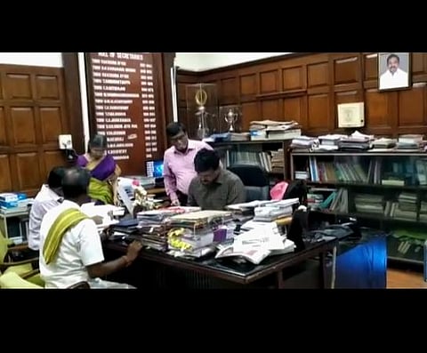 மாநிலங்களவை உறுப்பினர்களுக்கான வேட்புமனுத் தாக்கல் தொடங்கியது: முதல் வேட்பாளர் தேர்தல் மன்னன் பத்மராஜன்