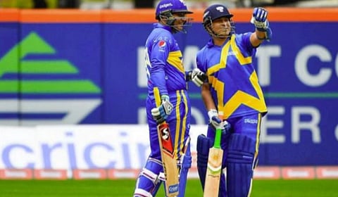 சச்சின் , சேவாக் ஜோடியாக களமிறங்கிய காட்சி : படம் உதவி ட்விட்டர்