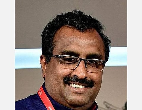 ஜம்மு காஷ்மீரின் அல்டாஃப் புகாரியின் புதிய கட்சி பாஜகவின் ‘பி’ டீம் அல்ல: ராம் மாதவ் மறுப்பு