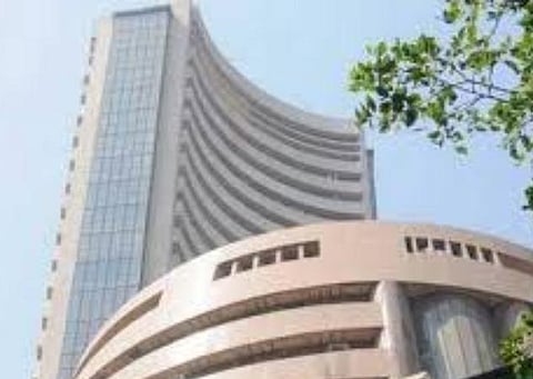 பங்குச்சந்தை வர்த்தகம் 30 மாதங்களில் இல்லாத வீழ்ச்சி: 10 ஆயிரம் புள்ளிகளுக்கும் கீழே சரி்ந்தது நிப்டி