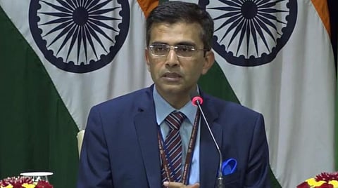 மத்திய வெளியுறவுத்துறை அமைச்சகத்தின் செய்தித் தொடர்பாளர் ராவேஷ் குமார்.