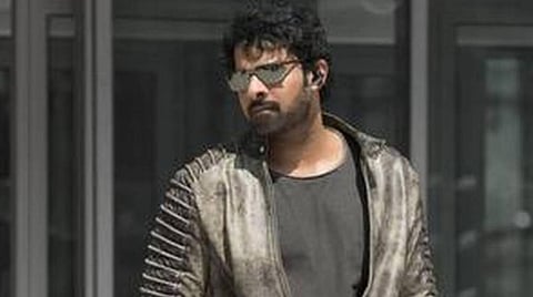 கரோனா வைரஸுக்கான யுத்தத்தில் ஒவ்வொருவருக்கும் பங்குண்டு: பிரபாஸ்