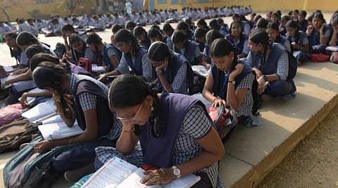 10-ம் வகுப்பு பொதுத்தேர்வை ஜூனில் நடத்துக: தமிழ்நாடு ஆசிரியர் சங்கம் வேண்டுகோள்