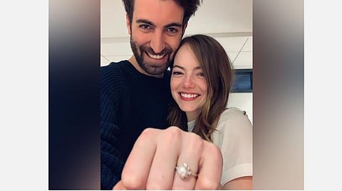 கரோனா பீதி; திருமணத் தேதியைத் தள்ளிவைத்த நடிகை எம்மா ஸ்டோன்