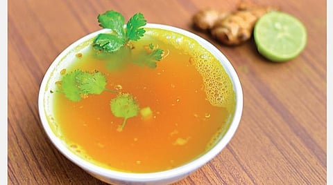 நலம் தரும் இஞ்சி: எலுமிச்சை - இஞ்சி ரசம்