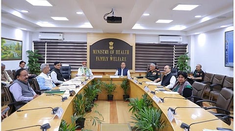 கரோனா வைரஸ் முன்னெச்சரிக்கை; சுகாதாரத்துறை அமைச்சர் தலைமையில் ஆலோசனைக் கூட்டம்