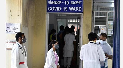 மருத்துவ ஊழியர்களை காலி செய்ய சொன்னால் வீட்டு உரிமையாளர்கள் மீது நடவடிக்கை: கர்நாடக சுகாதாரத் துறை கூடுதல் தலைமைச் செயலாளர் எச்சரிக்கை