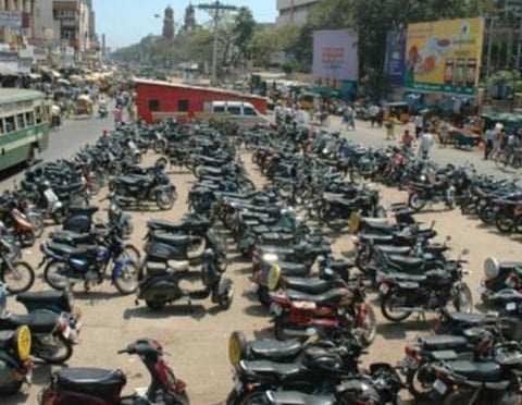 கரோனா வைரஸ் பாதிப்பால் பிஎஸ்.4 வகை வாகனங்களின் பதிவுக்கான காலக்கெடு நீட்டிப்பு: புதிய சலுகைளை வழங்க விற்பனையாளர்கள் திட்டம்