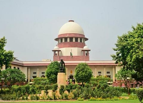 கரோனாவைக் காட்டிலும் பதற்றமும், அச்சமும்தான் மிகப் பெரியது: புலம்பெயரும் தொழிலாளர்களைத் தடுக்க எடுக்கப்பட்ட நடவடிக்கை என்ன? மத்திய அரசுக்கு உச்ச நீதிமன்றம் நோட்டீஸ்