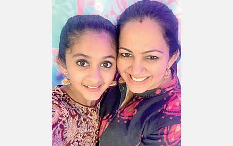 மகள் சாராவுடன் அர்ச்சனா