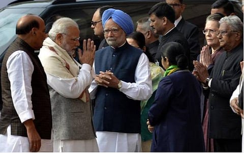 பிரதமர், அமைச்சர், எம்.பி.க்களுக்கு 30% சம்பளம் குறைப்பு: கரோனா நிதிக்காக நடவடிக்கை