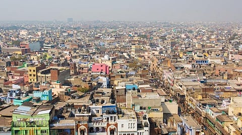 வாகன போக்குவரத்து நிறுத்தப்பட்டதால் டெல்லியில் காற்று மாசு 50 சதவீதம் குறைந்தது