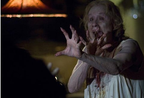 வைரஸ் படங்கள் -9: குவாரன்டைன்- ரத்தம் குடிக்கும் ரேபிஸ் வைரஸ்