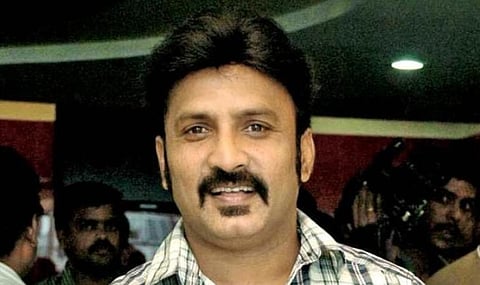 தனது உணவகத்தில் திரைத்துறை கலைஞர்களுக்கு இலவச உணவு: நடிகர் விக்னேஷ் அறிவிப்பு