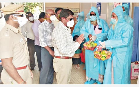 பெருந்துறை அரசு மருத்துவமனையில் கரோனா பாதிப்பில் இருந்து 9 பேர் குணமடைந்தனர்- ஈரோடு மாவட்ட ஆட்சியர் தகவல்