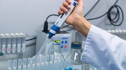 வைரஸ் பாதிப்பை கண்டறிய மே மாதம் முதல் 20 லட்சம் பரிசோதனை கருவிகள்: உள் நாட்டிலேயே தயாரிக்க திட்டம்