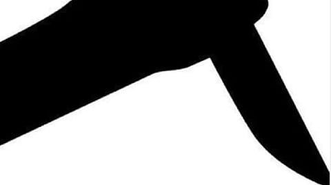 கன்னியாகுமரியில் தனிப்படை ஏட்டுகள் இருவருக்கு கத்திக்குத்து: கஞ்சா வியாபாரி கைது