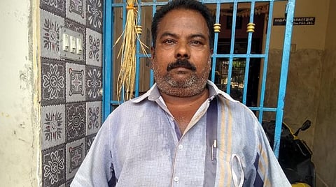 குமரி, நெல்லை, தூத்துக்குடி மாவட்ட சவரத் தொழிலாளர்கள் சங்கச் செயலாளர் எஸ்.கணேசன்.