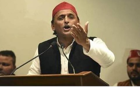 அகிலேஷ் யாதவ்.