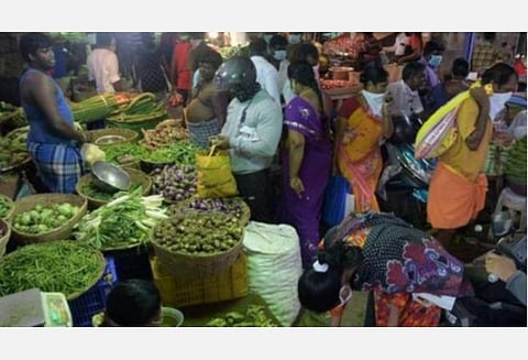 கோயம்பேடு சுமைதூக்கும் தொழிலாளர்களால் கடலூர், அரியலூர், பெரம்பலூர் மாவட்டங்களில் கரோனா அச்சம்