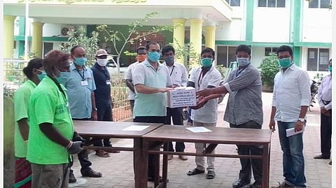 சிதம்பரம் நகராட்சி தூய்மைப்பணியாளர்களுக்கு மனிதநோய் எதிர்ப்பு ஆற்றலை அதிகப்படுத்தும் ஹோமியோபதி மருந்து வழங்கல்