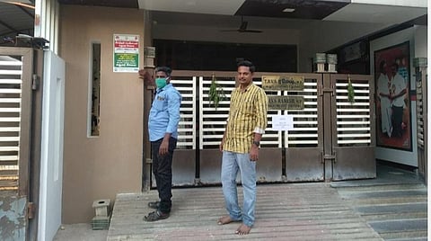 கடலூர் எம்.பி. தனிமைப்படுத்தப்பட்டார்: பண்ருட்டி இல்லத்தில் நோட்டீஸ் ஒட்டப்பட்டது