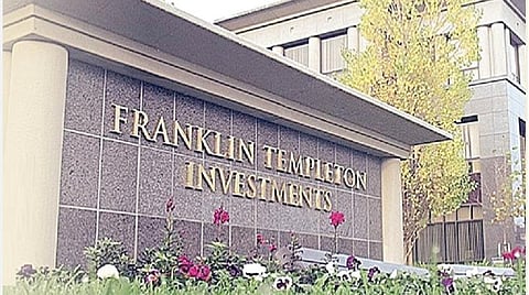 முதல் பாதிப்பு - பிராங்ளின் டெம்பிள்டன்