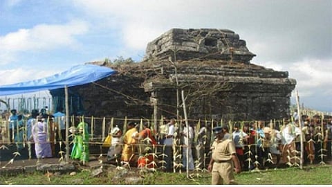 ஊரடங்கினால் கண்ணகி கோயில் சித்ரா பவுர்ணமி விழா ரத்து: வீடுகளில் சிறப்பு பூஜை நடத்த முடிவு