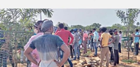 நலவாரிய உறுப்பினர் பதிவு புதுப்பிக்காததால் கரோனா நிவாரணம் பெற முடியாத 46 லட்சம் தொழிலாளர்கள்