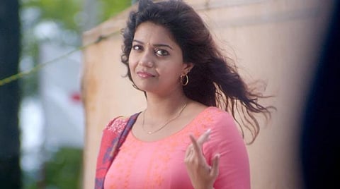 என்னை மீண்டும் 90-களுக்கு எடுத்துச் செல்லுங்கள்: போலி கணக்குகள் தொடர்பாக ஸ்வாதி ரெட்டி வேதனை