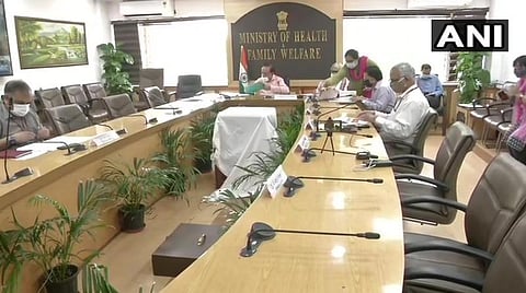 தமிழகத்தில் அதிகரிக்கும் கரோனா: ஹர்ஷ வர்த்தன் ஆலோசனை