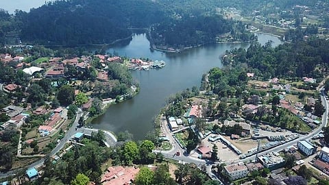 கரோனா ஊரடங்கால் மக்கள் நடமாட்டம், வாகனப்போக்குவரத்து குறைந்தும் கோடை வாசஸ்தலங்களில் சீதோஷனநிலை மாறவில்லை