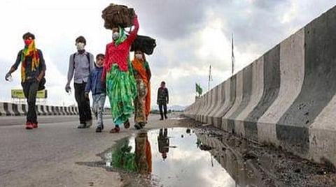 தமிழகத்திலுள்ள வெளி மாநில தொழிலாளர்களுக்கு உதவ பாஜகவில் குழு அமைப்பு