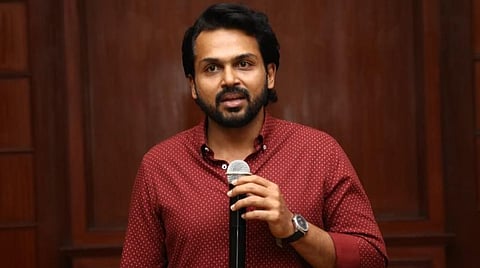 ஈரோட்டு மாவட்ட அதிகாரிகளை பாராட்டிய கார்த்தி